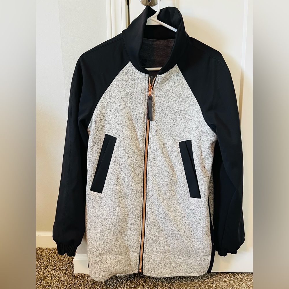 Lululemon Light Gray/Black Both Ways Reversible Bomber Jacket, Size 6